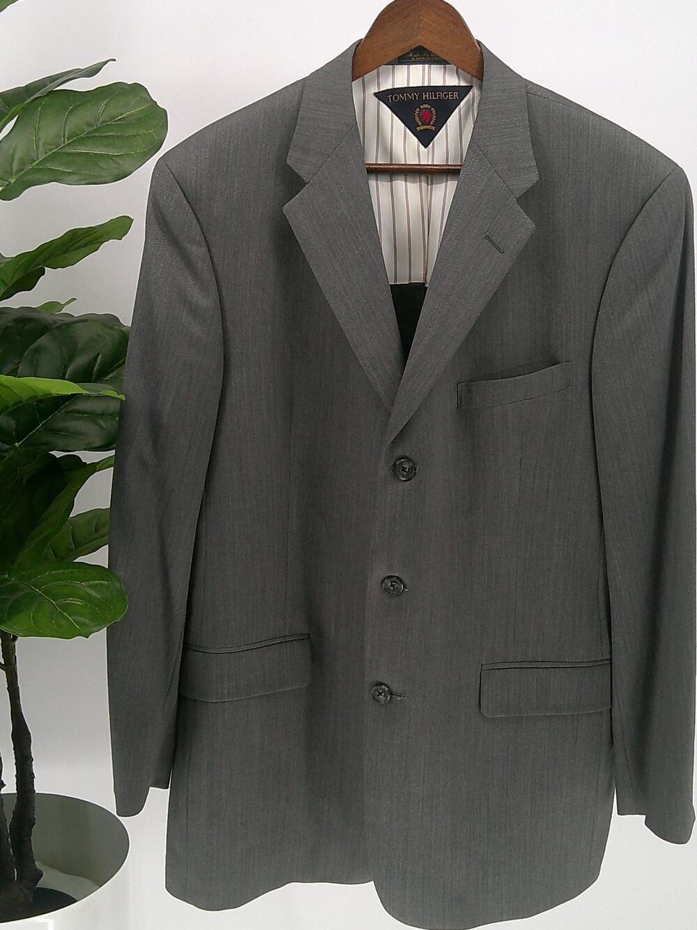 Tommy Hilfiger Smoke Gray Classic Wool Double-Vented Suit Blazer Size 42R